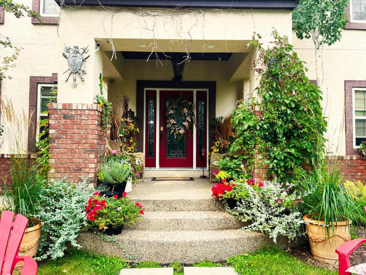 Wolf Creek Bed And Breakfast Ponoka Exterior foto